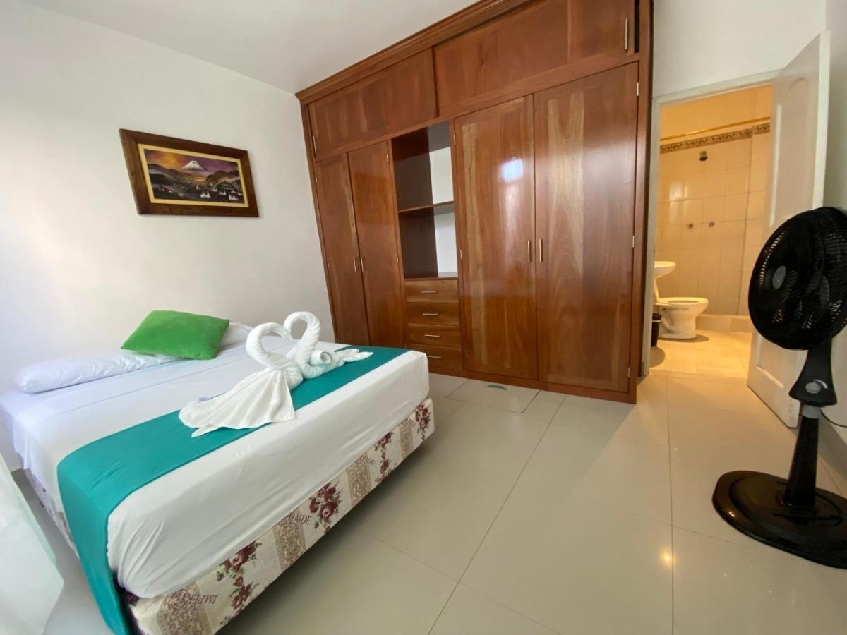 El Rincon De George Otel Puerto Villamil Dış mekan fotoğraf