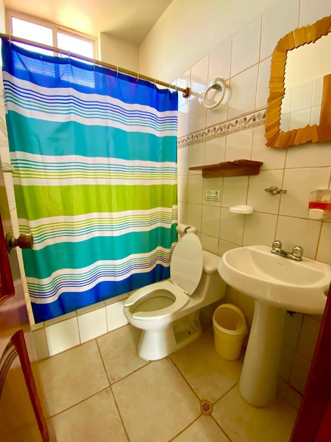 El Rincon De George Otel Puerto Villamil Dış mekan fotoğraf