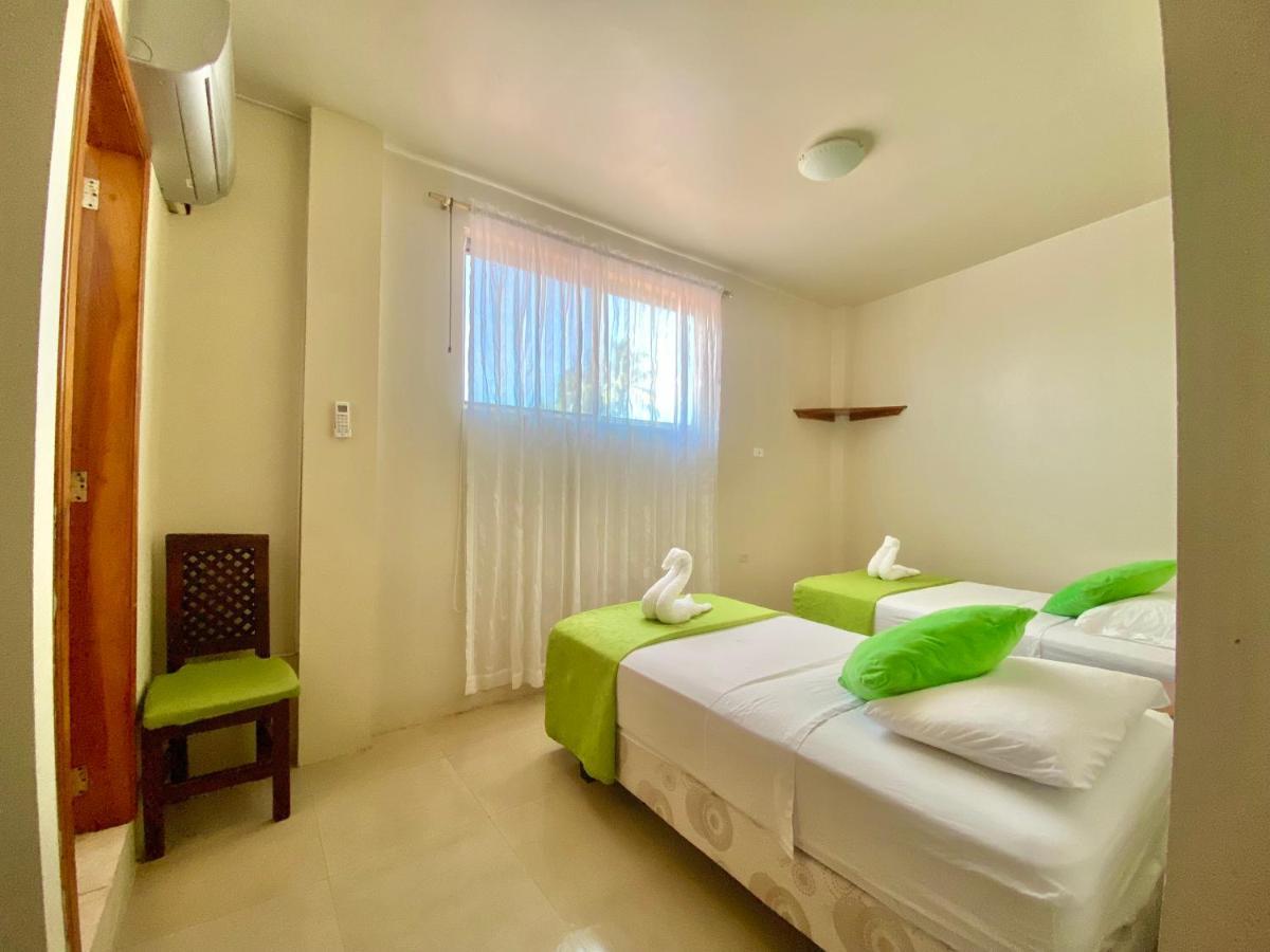 El Rincon De George Otel Puerto Villamil Dış mekan fotoğraf